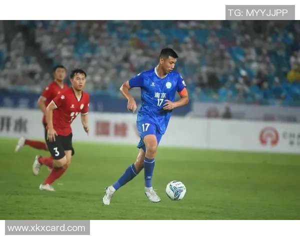 南京足球队在杯赛中的技术表现分析与点评探讨